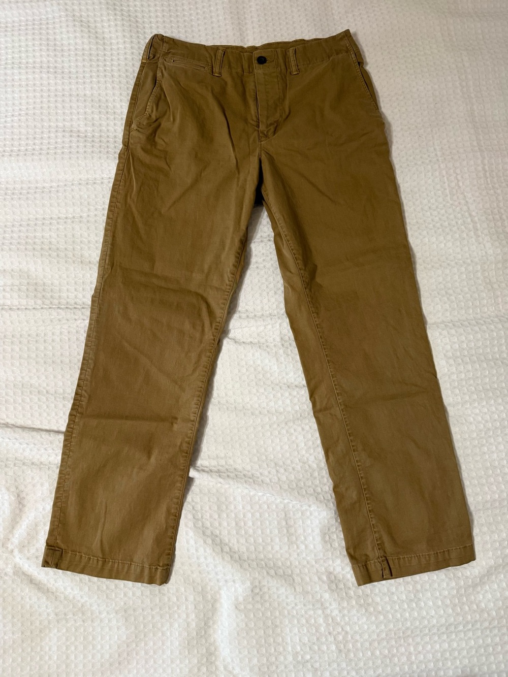 American Eagle Outfitters Men's Relaxed Straight Chino Pants - Tan